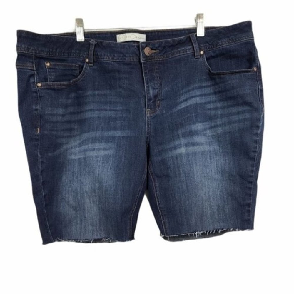 Est. 1946 Denim Raw Hem Curvy Bermuda Shorts 18WP